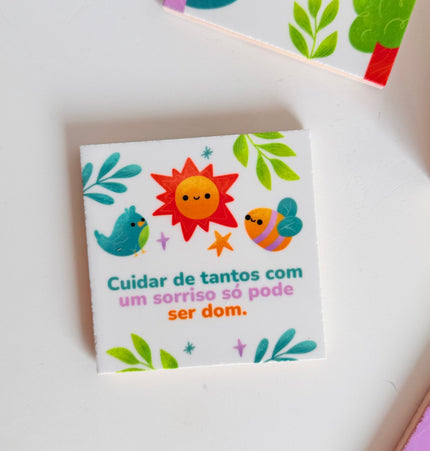 Azulejo personalizado com mensagem de criança para educadora