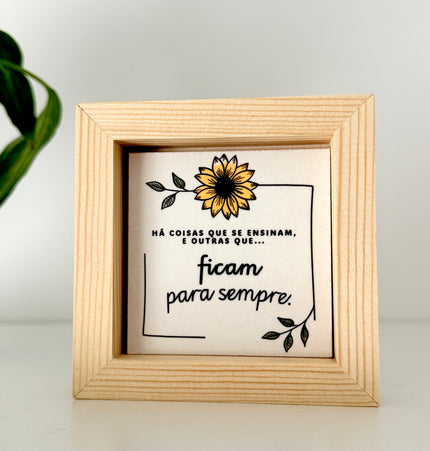 Presente original para educadora com azulejo decorativo