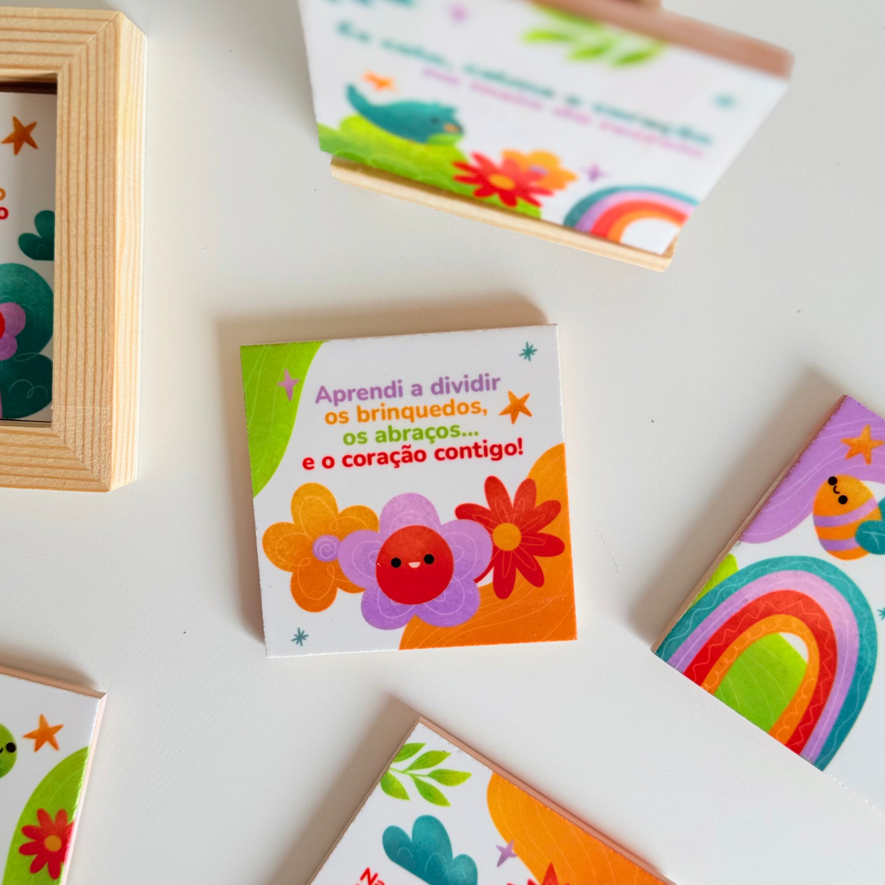 Ideia de presente original para educadora com azulejo decorativo